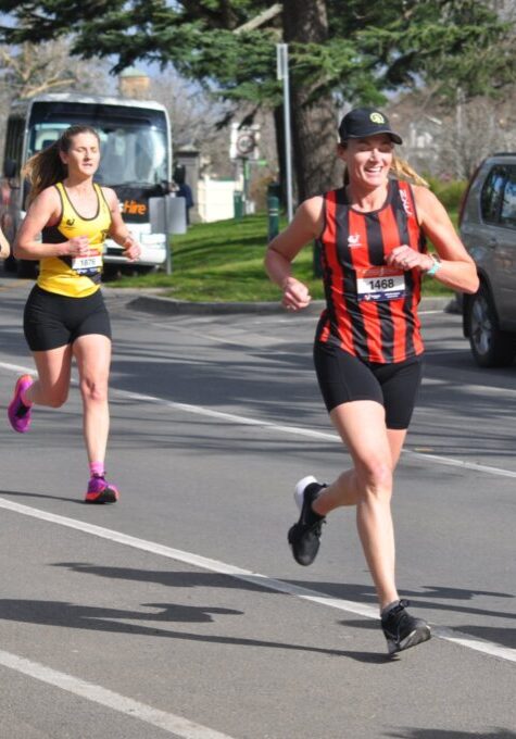 Susan Hinckfuss running a 15k race
